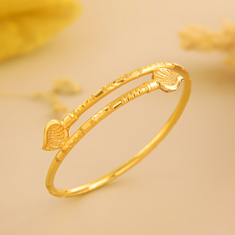 Aavya Diamond Necklace