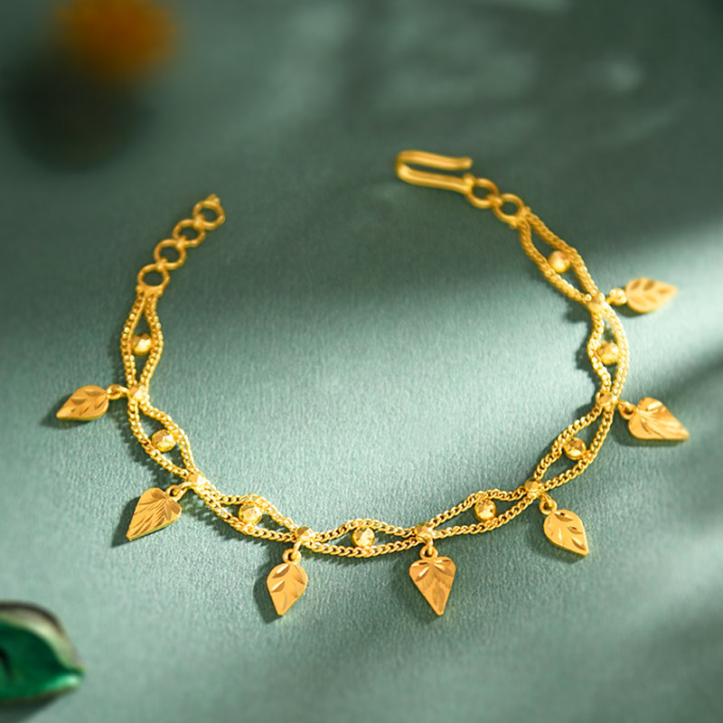 Aavya Diamond Necklace